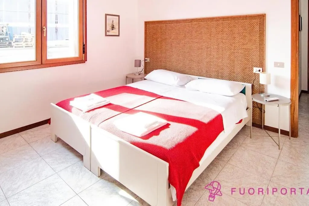 Apartment Dalla Bosh 3 Parma Italy